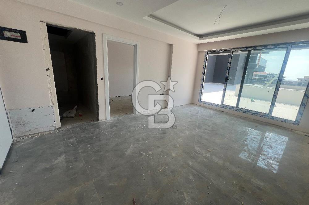 Küçükçiğli Atlas Life Sitesinde 1+1 Satılık Havuz Cephe Daire