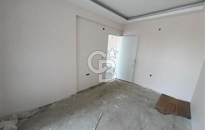 Küçükçiğli Atlas Life Sitesinde 1+1 Satılık Havuz Cephe Daire