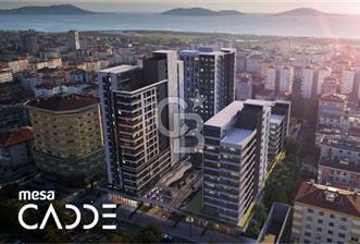 MESA CADDE'DE ADALAR MANZARALI YÜKSEK KATTA 1+1