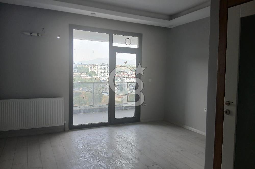 Torbalı Ayrancılar İnönü Mahallesin'de Grand Twin Towers'da 1+1 Kiralık Daire 