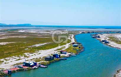 FOÇA YENİBAĞARASINDA KENDİ TAPUSU OLAN TARLA