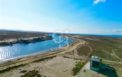 FOÇA YENİBAĞARASINDA KENDİ TAPUSU OLAN TARLA
