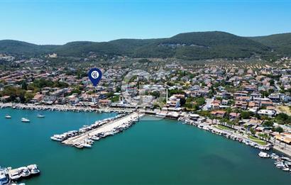 Çeşmealtı nda deniz manzaralı satılık villa