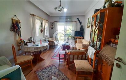 Çeşmealtı nda deniz manzaralı satılık villa