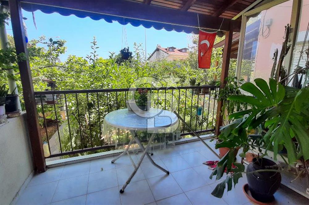 Çeşmealtı nda deniz manzaralı satılık villa