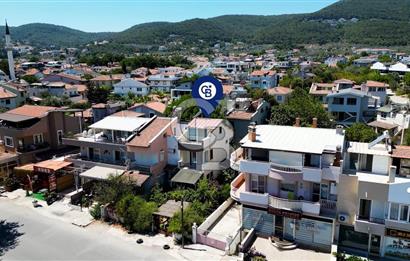 Çeşmealtı nda deniz manzaralı satılık villa
