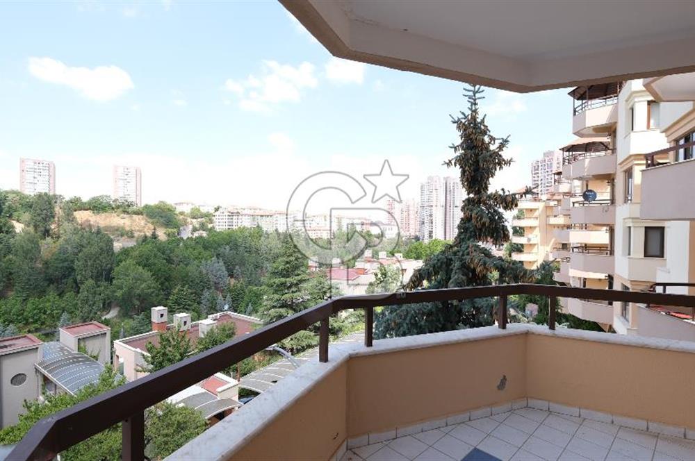 Dikmen Vadisinde Konut ve İşyerine Uygun Doğayla İç İçe Bahçe Kullanımlı Triblex Daire