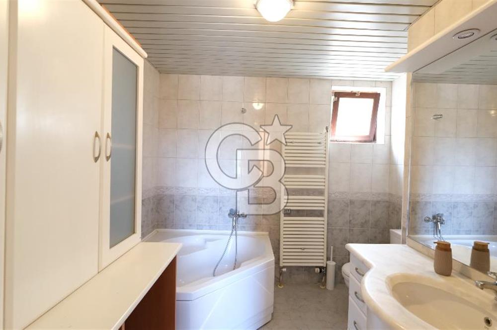 Dikmen Vadisinde Konut ve İşyerine Uygun Doğayla İç İçe Bahçe Kullanımlı Triblex Daire