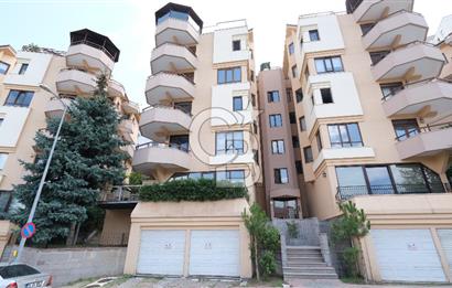 Dikmen Vadisinde Konut ve İşyerine Uygun Doğayla İç İçe Bahçe Kullanımlı Triblex Daire