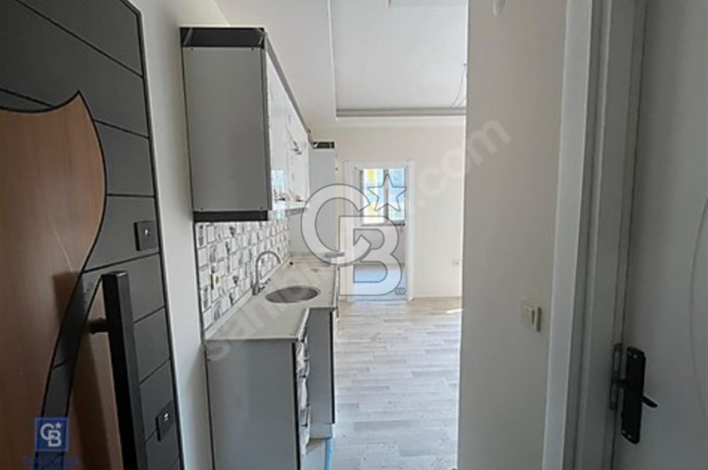 SEYREK MERKEZDE ÜNİVERSİTE YAKINI BALKONLU 1+1 SATILIK DAİRE