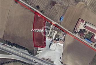 CB CITY'DEN ESKİŞEHİR HİSARDA ANAYOLLARA CEPHE SATILIK TARLA
