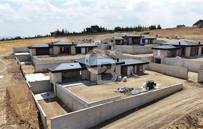 İncek'te Atılım Üniversitesi Yakını Sıfır Lüks Villa 