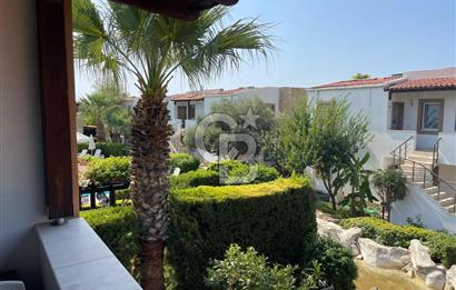 KONACIK'TA, HAVUZLU SİTEDE SATILIK 2+1 ÜST KAT DAİRE