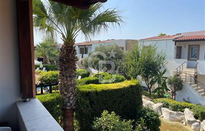 KONACIK'TA, HAVUZLU SİTEDE SATILIK 2+1 ÜST KAT DAİRE