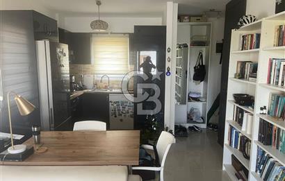 KONACIK'TA, HAVUZLU SİTEDE SATILIK 2+1 ÜST KAT DAİRE
