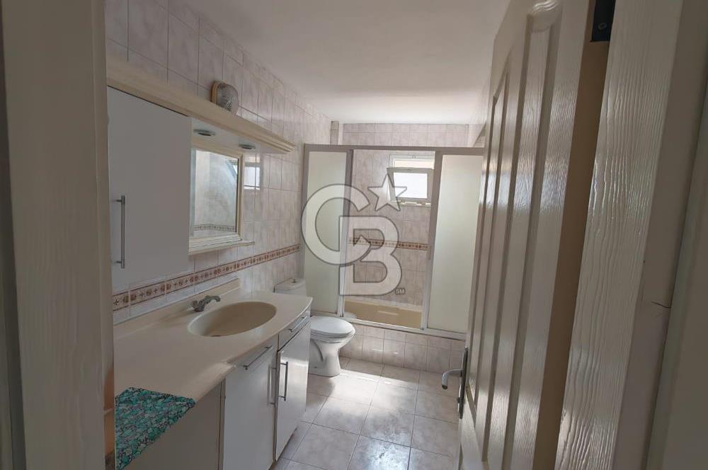 Önder Caddesinde Ptt Yanı Satılık 3+1