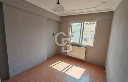 Önder Caddesinde Ptt Yanı Satılık 3+1