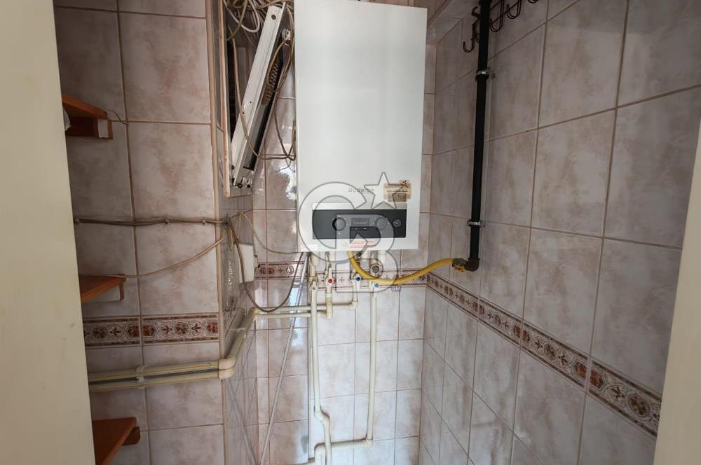 Önder Caddesinde Ptt Yanı Satılık 3+1