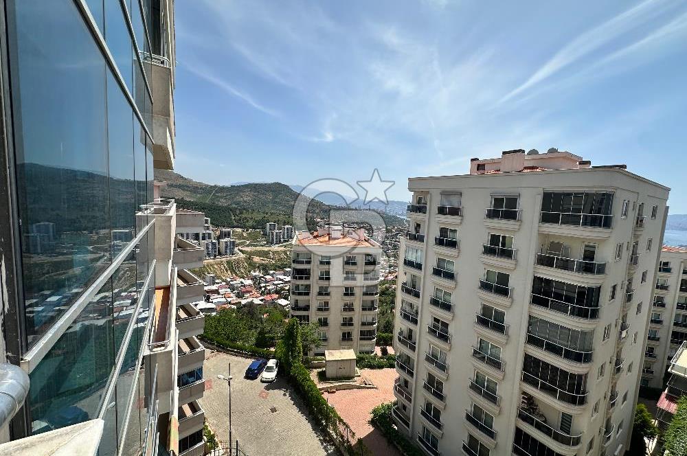 Kiralık 3+1 Daire Körfez Mahallesi 