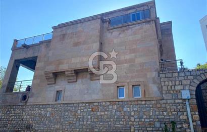 BODRUMUN KALBİNDE KİRALIK TAŞ VİLLA 