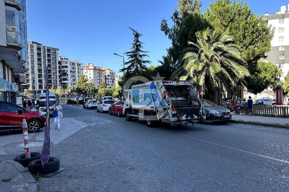 SAMSUN İLKADIM BAHÇELİEVLER MAHALLESİ – MEVLANA CADDESİ ÜZERİNDE SATILIK KÖŞE DÜKKAN
