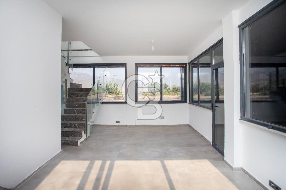 Menemen Buruncuk Mah.Çanakkale Asfalt Üzeri  Kiralık Depo&Antrepo