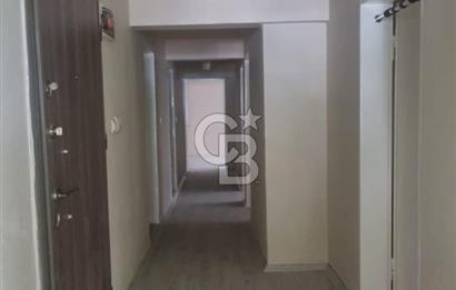 KARŞIYAKA AKSOY MERKEZDE TADİLATLI 3+1 SATILIK DAİRE