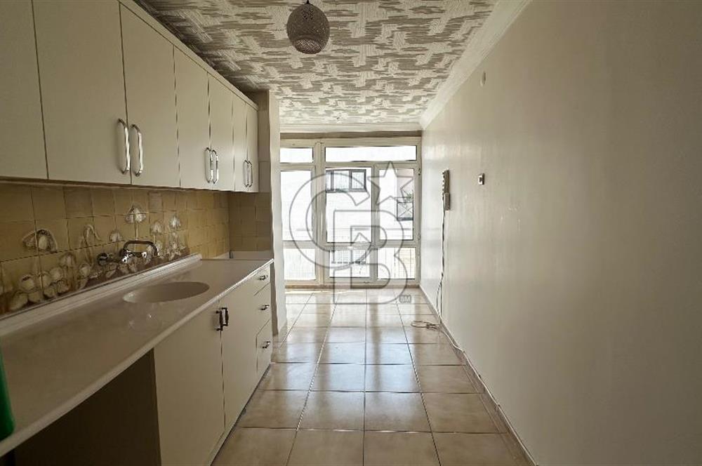 İzmir Konak Göztepe’de SATILIK 3+1 DAİRE