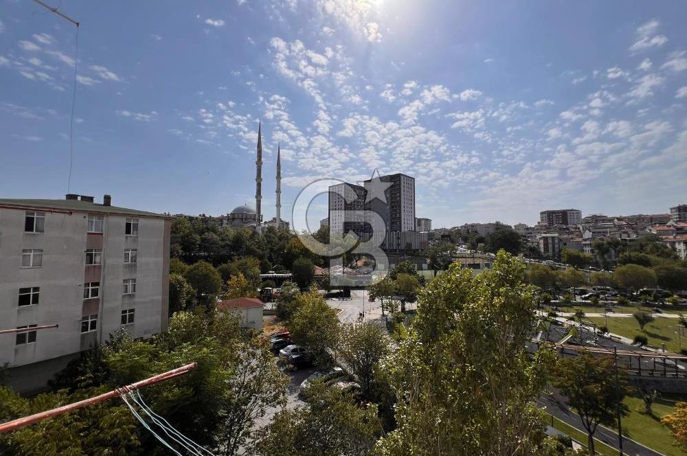 Veysel Karani Metroya Yürüme Mesafesinde 3+1 Kiralık Daire..