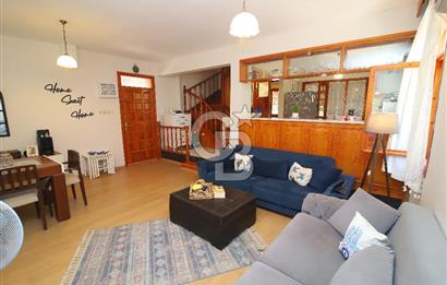 Urla Kalabak'ta Deniz Manzaralı Tam Müstakil 4+1 Villa Satılık