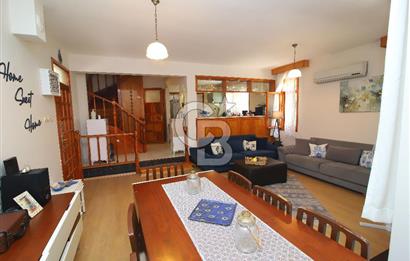 Urla Kalabak'ta Deniz Manzaralı Tam Müstakil 4+1 Villa Satılık
