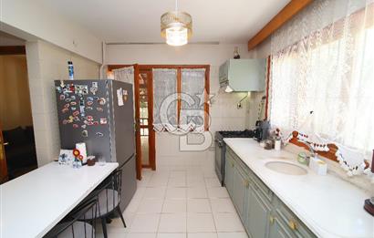 Urla Kalabak'ta Deniz Manzaralı Tam Müstakil 4+1 Villa Satılık
