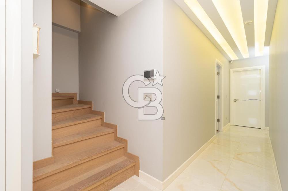 ERENKÖY BAĞDAT CADDESİNE YAKIN KATTA TEK 285 M2 4+1 DUBLEKS