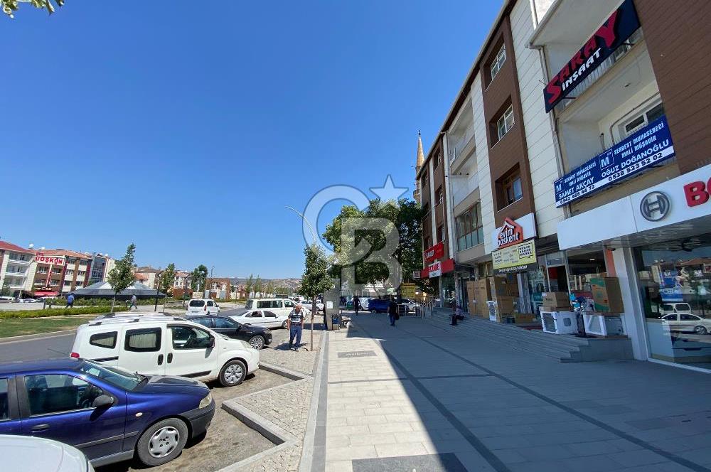 Cb Vizyon Tuğba ERKAL'dan Cadde Üstü Yapılı Eşyalı Daire