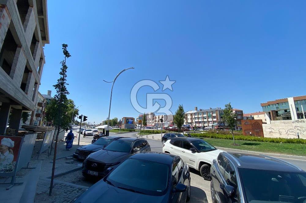 Cb Vizyon Tuğba ERKAL'dan Cadde Üstü Yapılı Eşyalı Daire