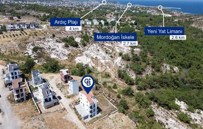 Mordoğan Kamukent Sitesi'nde 6+2 Tam Müstakil Villa