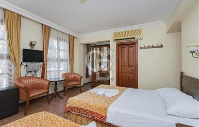 Antalya Kaleiçi'nde 3 katlı satılık mülk