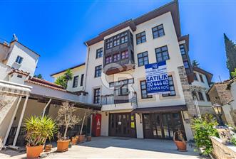 Antalya Kaleiçi'nde 3 katlı satılık mülk