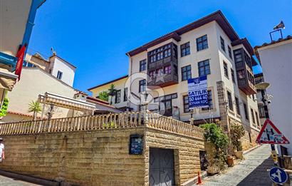Antalya Kaleiçi'nde 3 katlı satılık mülk