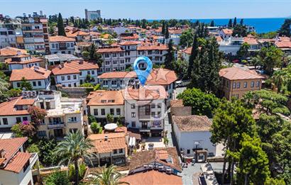 Antalya Kaleiçi'nde 3 katlı satılık mülk