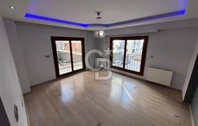 Karşıyaka Demirköprü Mahallesinde Kiralık 2+1 Daire