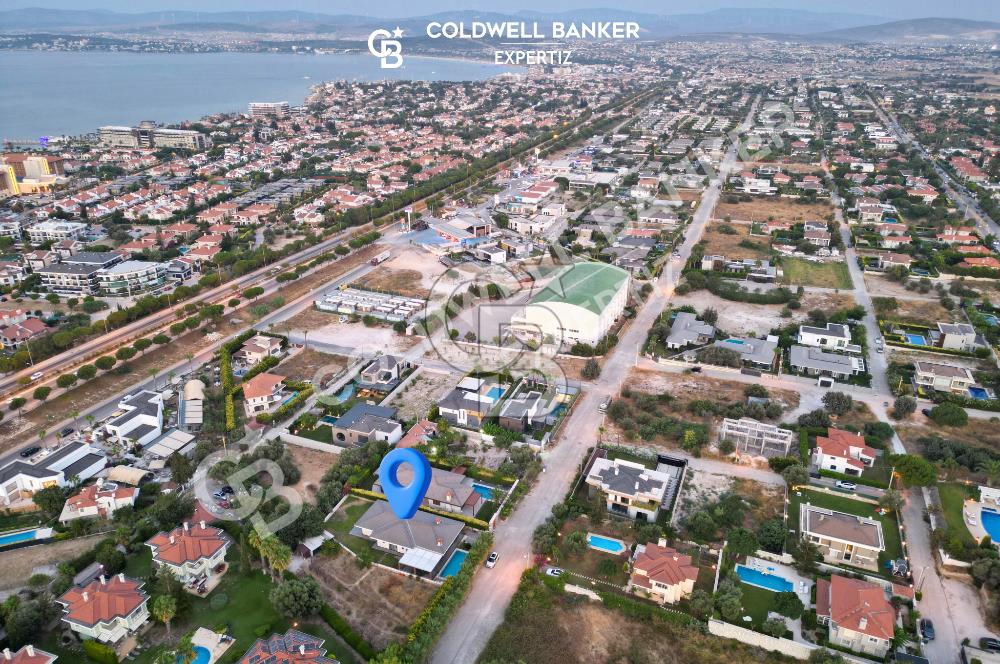 Çeşme Mamurbaba Satılık 4+1 Villa