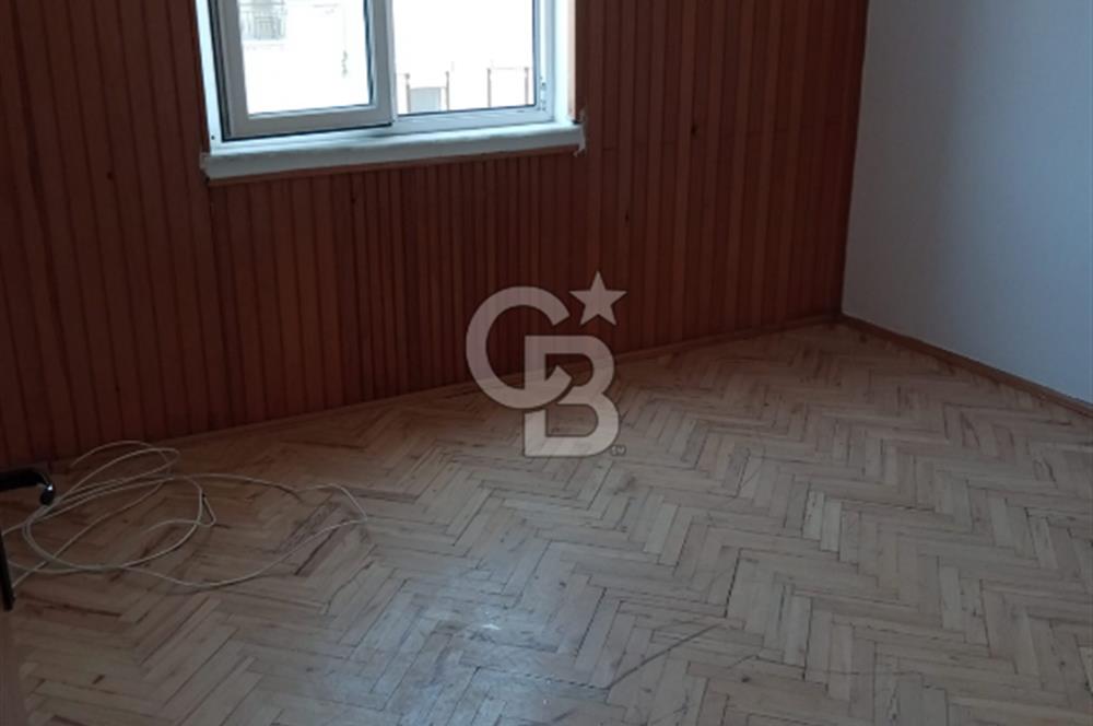 YILDIZ MAH.TADİLATLI GENİŞ DAİRE