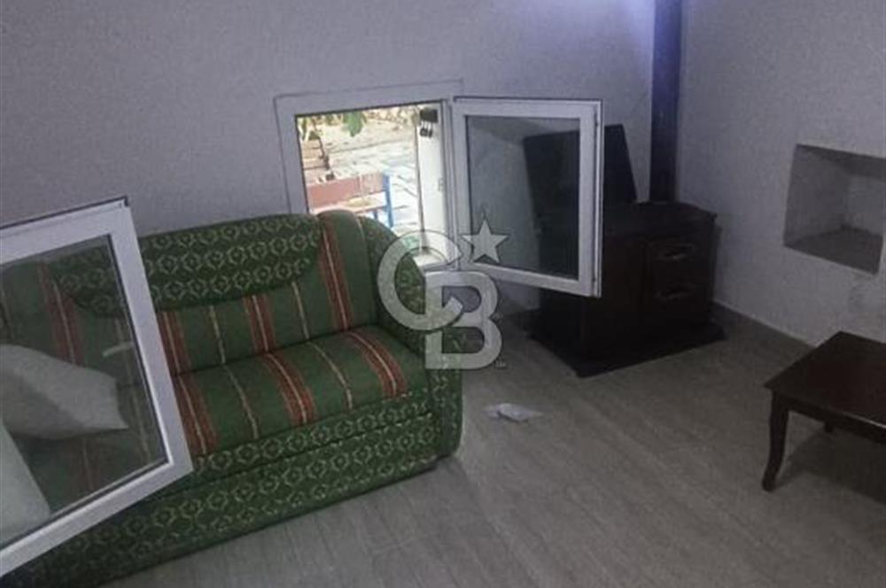 BEYLERDE BAHÇELİ MÜSTAKİL EV
