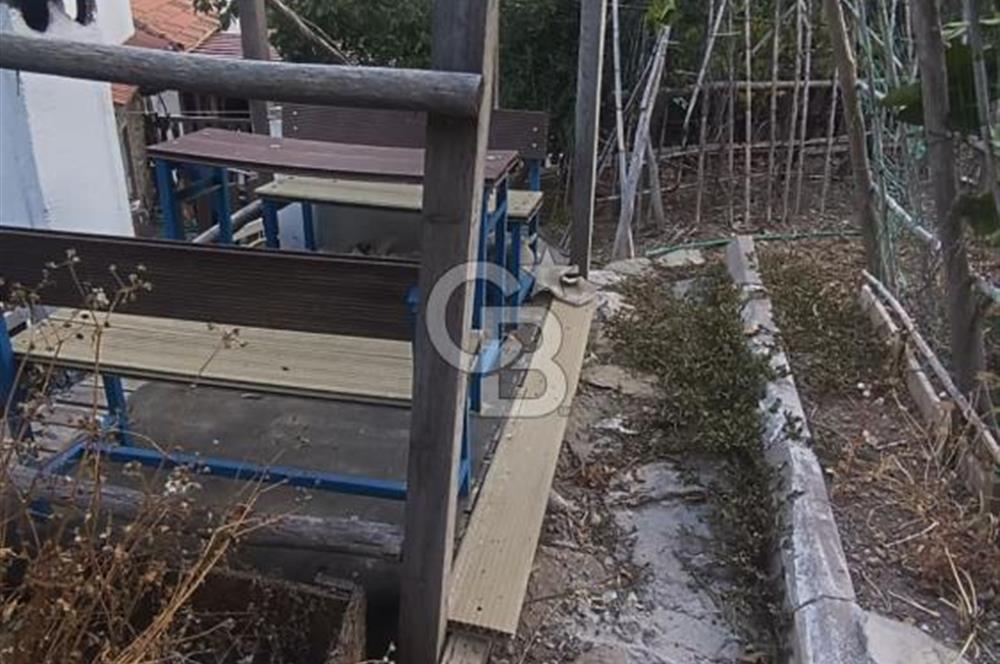 BEYLERDE BAHÇELİ MÜSTAKİL EV