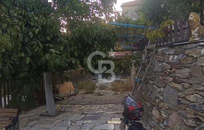 BEYLERDE BAHÇELİ MÜSTAKİL EV