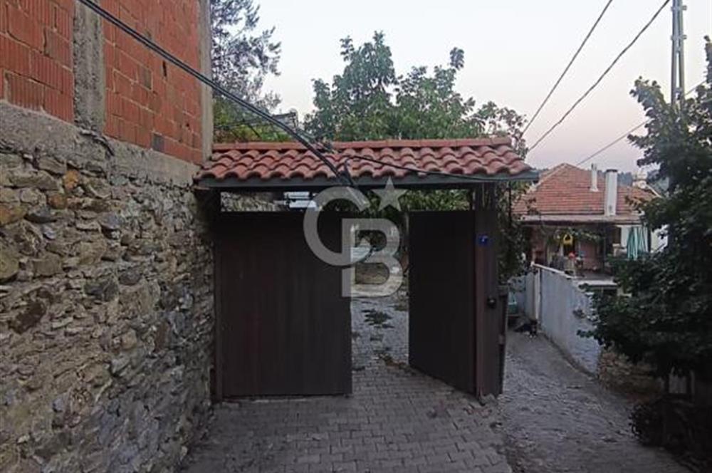 BEYLERDE BAHÇELİ MÜSTAKİL EV