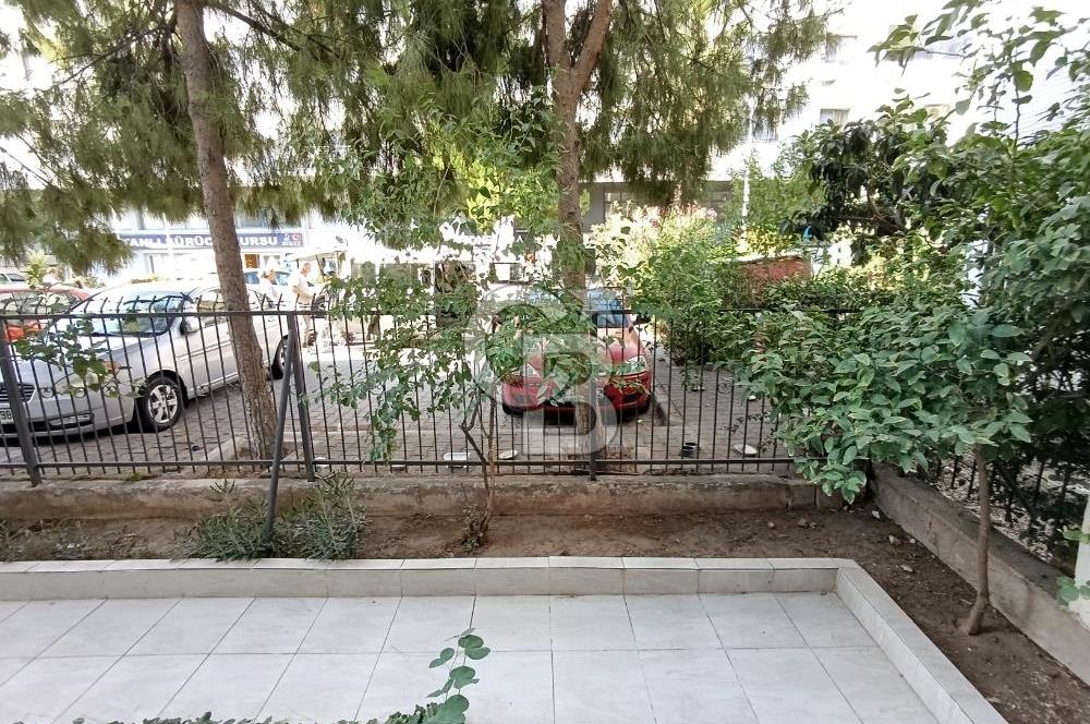 Bostanlı da Satılık 3+1 Giriş Kat Daire