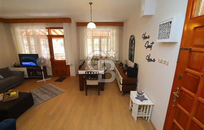 Urla Kalabak'ta Deniz Manzaralı Tam Müstakil 4+1 Villa Satılık