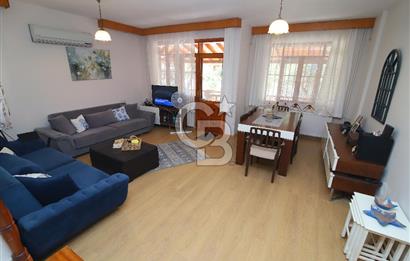 Urla Kalabak'ta Deniz Manzaralı Tam Müstakil 4+1 Villa Satılık